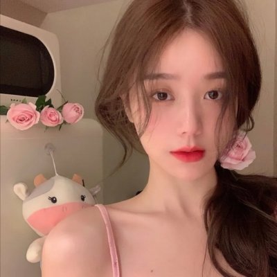 她比烟花寂寞 海报